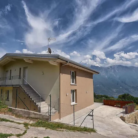 In Sul Garda 34645 公寓
